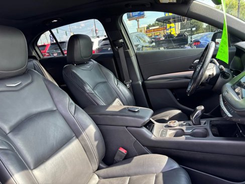 Used 2019 Cadillac XT4 Premium Luxury w/ Cold Weather Package image 9