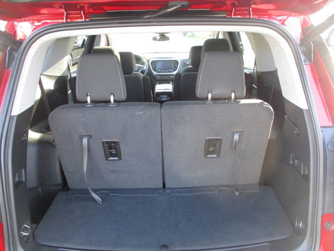 Used 2023 GMC Acadia SLE w/ Driver Convenience Package image 16