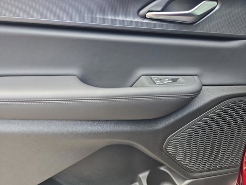 New 2025 Jeep Grand Cherokee L Laredo image 31