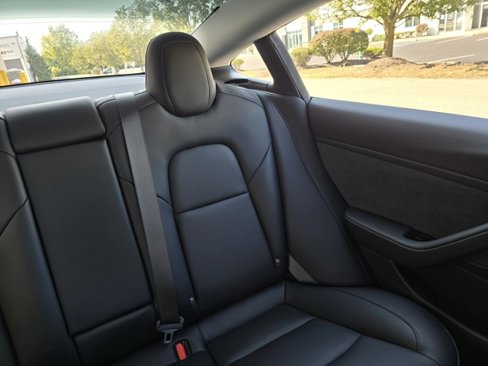 Used 2018 Tesla Model 3 Long Range image 39