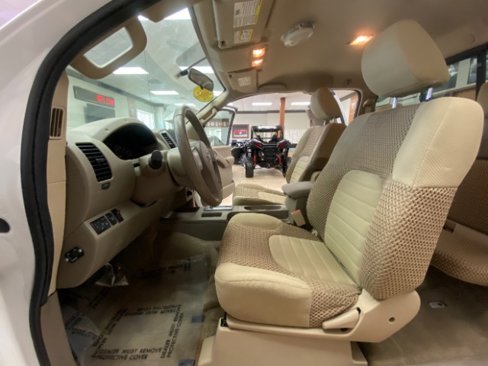 Used 2012 Nissan Frontier SV image 20