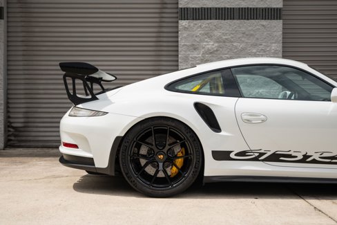 Used 2016 Porsche 911 GT3 RS image 18