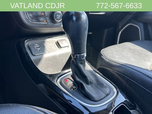 Certified 2021 Jeep Compass Latitude image 25