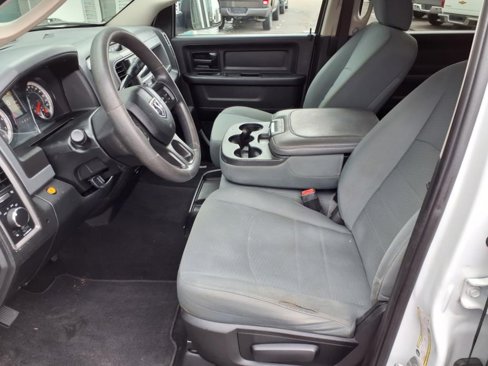 Used 2018 RAM 2500 Tradesman w/ Chrome Appearance Group image 9