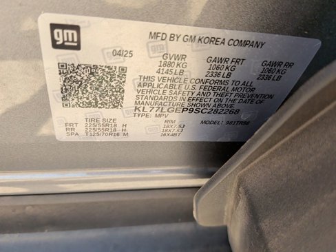 New 2025 Chevrolet Trax RS w/ Sunroof Package image 39