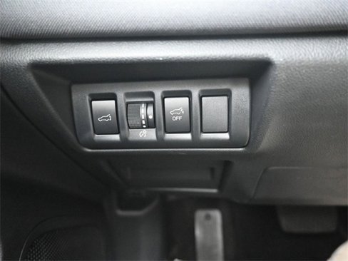 Used 2022 Subaru Outback Premium image 9