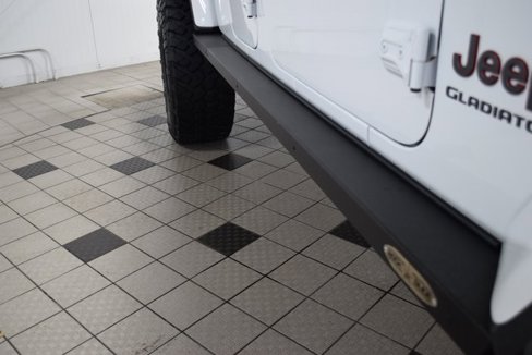 Used 2020 Jeep Gladiator Rubicon image 15