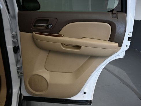 Used 2014 Chevrolet Tahoe LT image 37