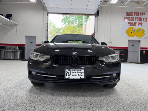Used 2018 BMW 330i xDrive Sedan image 11