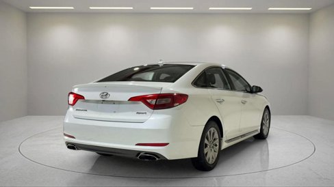 Used 2016 Hyundai Sonata Sport w/ Option Group 1V image 3