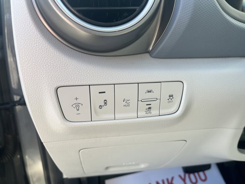 Used 2021 Hyundai Kona Ultimate image 27