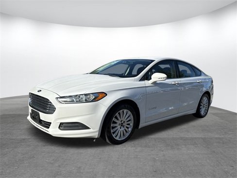 Used 2014 Ford Fusion SE image 2