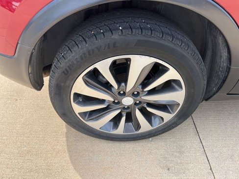 Used 2018 Buick Encore Essence image 16