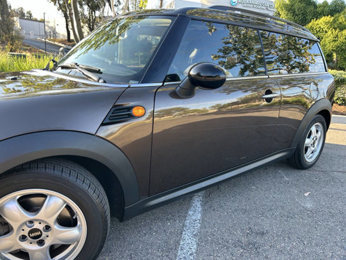 Used 2011 MINI Cooper Clubman w/ Premium Pkg image 39