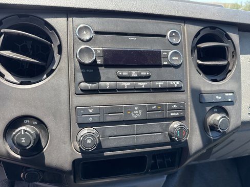 Used 2014 Ford F250 XL w/ XL Value Package image 11