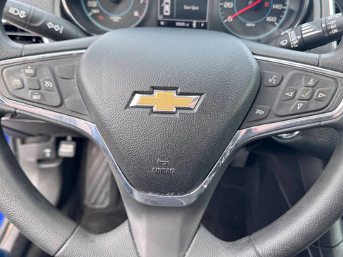 Used 2018 Chevrolet Cruze LT w/ Convenience Package image 16