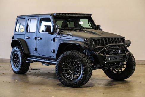 Used 2024 Jeep Wrangler Unlimited Sport image 29