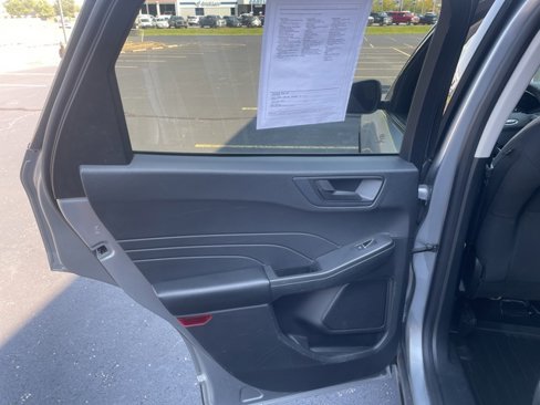 Used 2022 Ford Escape SE w/ Cold Weather Package image 58