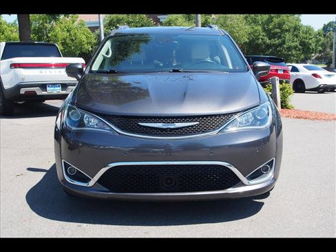 Used 2019 Chrysler Pacifica Touring-L Plus w/ Advanced Safetytec Group image 10
