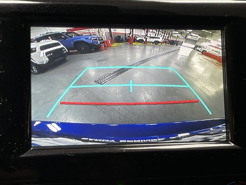 Used 2019 Toyota Camry LE image 25