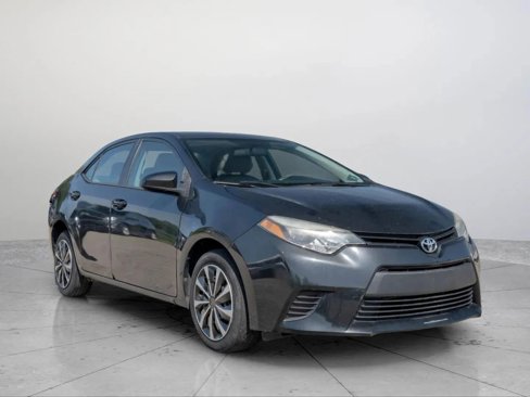 Used 2014 Toyota Corolla LE image 1