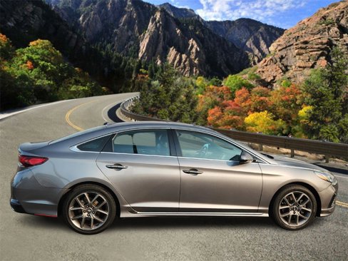 Used 2018 Hyundai Sonata Sport image 2