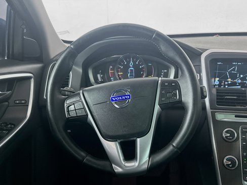 Used 2015 Volvo XC60 T5 Premier image 17