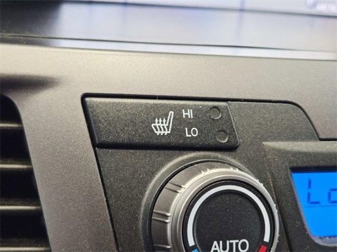 Used 2012 Honda Odyssey Touring Elite image 12