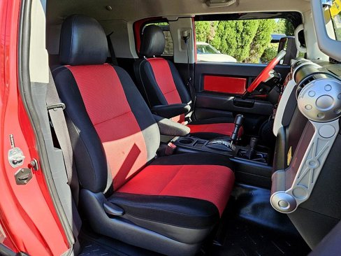 Used 2012 Toyota FJ Cruiser 4WD w/ Trail Teams Special Edition image 15