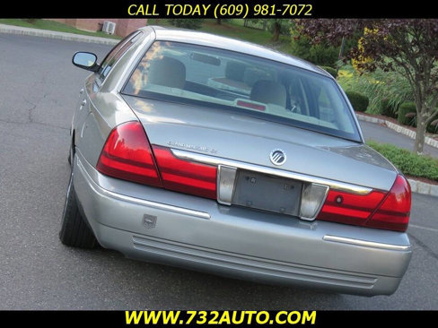 Used 2003 Mercury Grand Marquis GS image 29