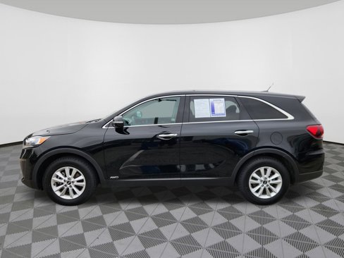 Used 2019 Kia Sorento LX image 5