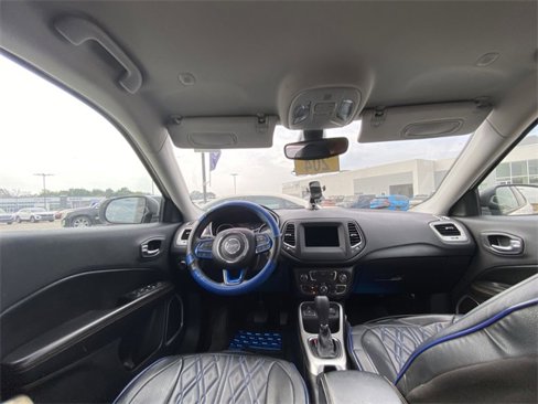 Used 2020 Jeep Compass Sport image 5