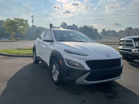 Used 2022 Hyundai Kona SE image 7