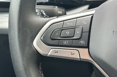 Used 2022 Volkswagen Taos S w/ IQ Drive S Package image 27