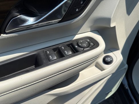 Used 2020 GMC Terrain Denali w/ Denali Premium Package image 39
