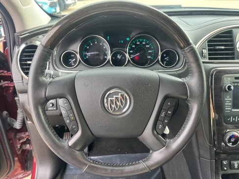 Used 2017 Buick Enclave Leather image 19
