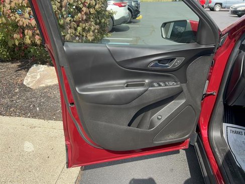 Used 2019 Chevrolet Equinox LT image 12