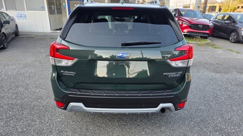 Used 2023 Subaru Forester Touring image 6