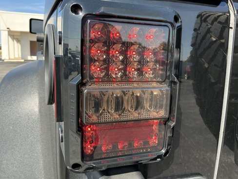 Used 2018 Jeep Wrangler Unlimited Sport S image 17