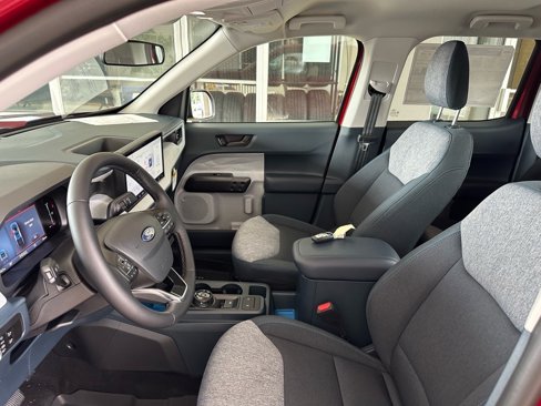 New 2025 Ford Maverick XLT image 19