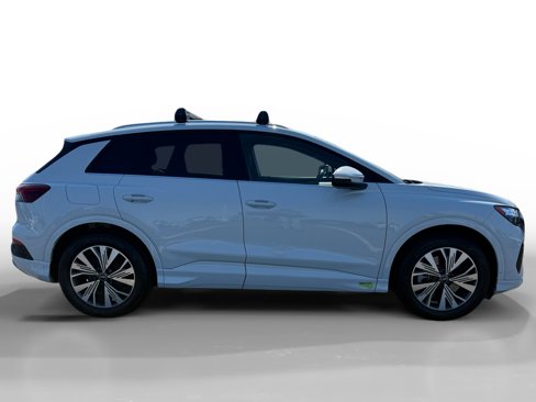 Used 2023 Audi Q4 e-tron Premium w/ Convenience Package image 6