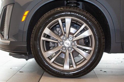 Used 2021 Cadillac XT6 Premium Luxury image 9
