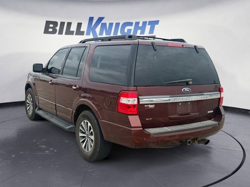 Used 2015 Ford Expedition XLT image 3