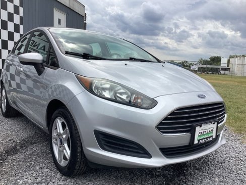 Used 2019 Ford Fiesta SE image 3