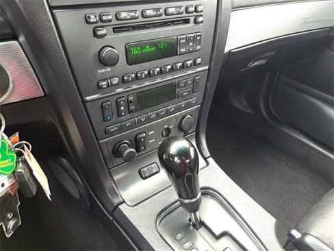 Used 2004 Ford Thunderbird image 15
