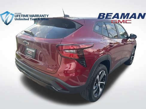 Certified 2024 Chevrolet Trax RS w/ Sunroof Package image 9