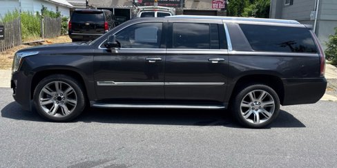 Used 2015 Cadillac Escalade ESV Premium image 8