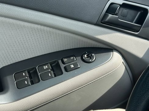 Used 2013 Kia Optima LX w/ Convenience Pkg image 25