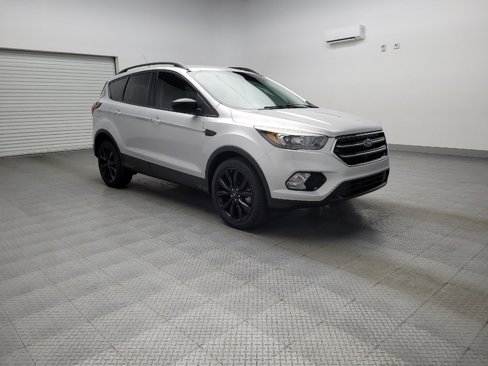 Used 2019 Ford Escape SE image 13