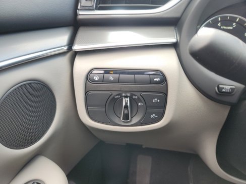 Used 2025 INFINITI QX50 Luxe image 38